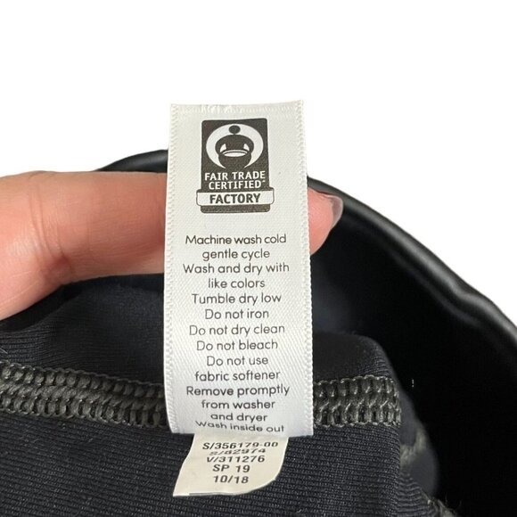 Athleta All Over Gleam Tight Vegan Leather Cropped Pants Black Women’s Size XS - Picture 14 of 14